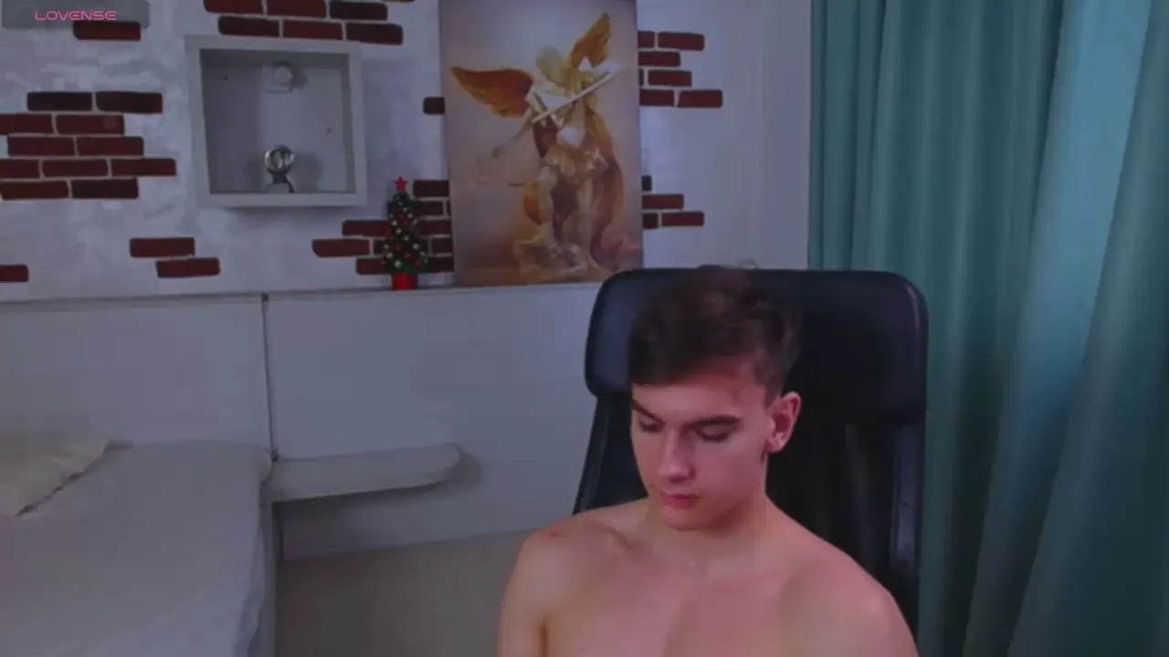 BradyFlint —  #C2C #armpits #cum #feet #amateur