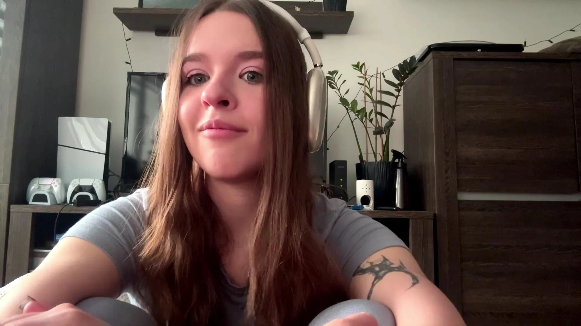 ShirleeRasnick —  #cute #striptease #pee #masturbation #schoolgirl #C2C #taboo