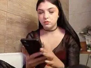 katerinebindas — Show my pussy+play? [30 tokens remaining]