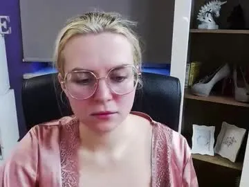 blackrosezoey model from cb