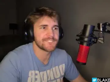 blakemiles2 — Take off clothes!! [1000 tokens left] #bigass #muscular #bigdick #young #cut