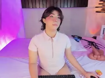 creamy_angelo model from cb