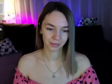 crystal_hanna — Will you be my Valentine? // GOAL: Spanks for charge naughty  energy [340 tokens left]  #nonude #curvy #elegant #blonde #tease