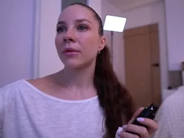 cute__foxy — hi // GOAL: Naked time [1111 tokens left]  #erotic #sensual #fit #pussyplay #muscle