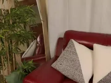 roxitwix — TWERK+OIL ASS [35 tokens left] #new #teen #anal #smallboobs #young