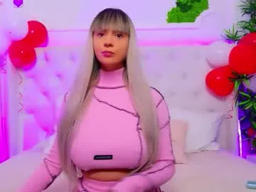 taahiraarabian — Are u ready do be the fire of my heart?  Use my level to make me cum :) - Goal: Topless play/ YUMMY [992 tokens left] #lovense #bigass #bigboobs #natural #shy