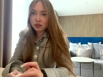 valery_shine model from cb