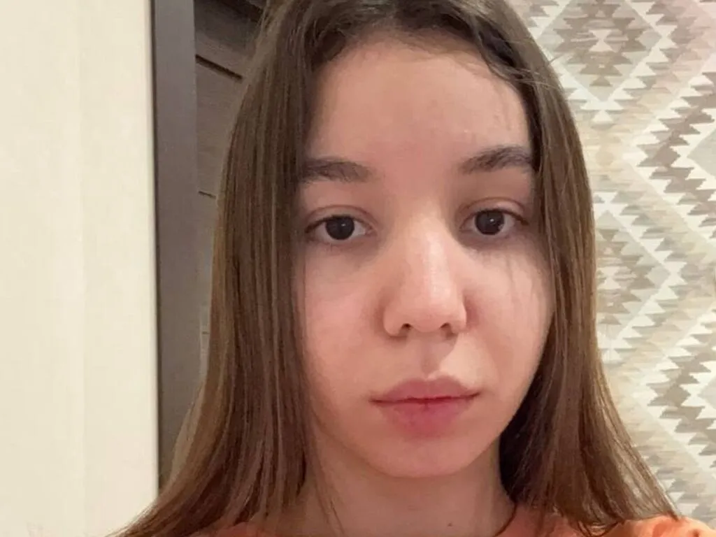 JamikaVanoli — I enjoy quiet confidence, playful interaction, and sincere interest. Thoughtful compliments, meaningful glances, imagination, and attention that feels chosen. I love chemistry that develops naturally and moments that feel warm, close, and genuinely...