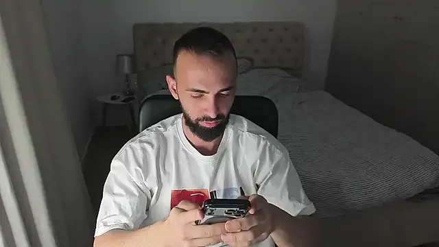 cloudymastersss's avatar