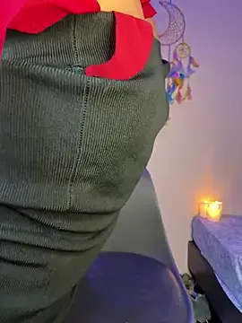 DevineDevilQueen — Pussy fingering + squirt