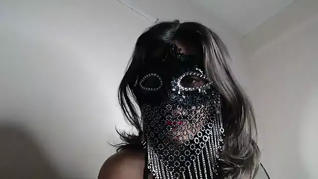 Hottie_hania — Nude doggy on floor