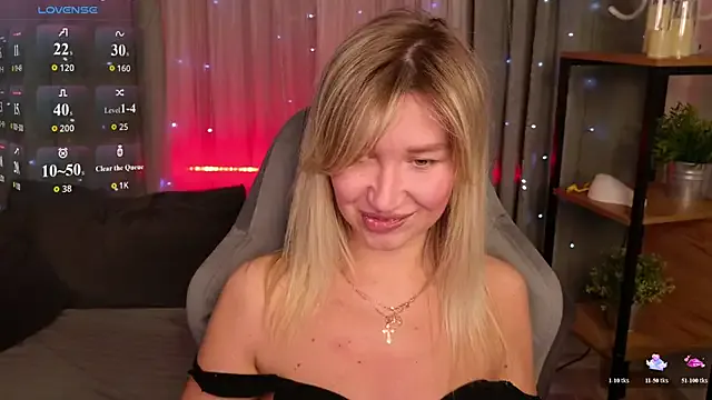 MilaBott — ahegao + shaking tits