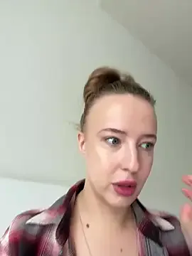 Nura_n_Sarah's avatar